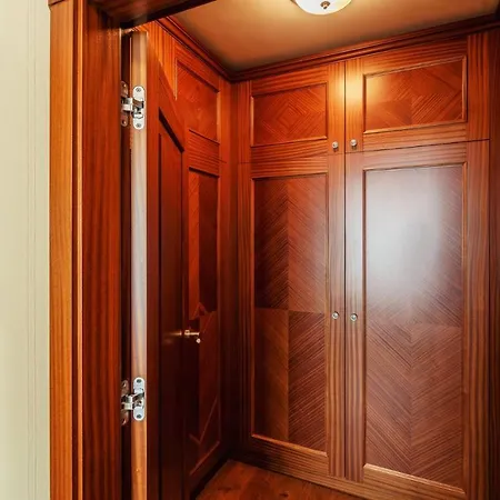 Prestige With Sauna By Grand *