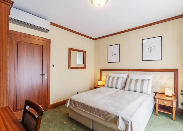 Prestige With Sauna By Grand *